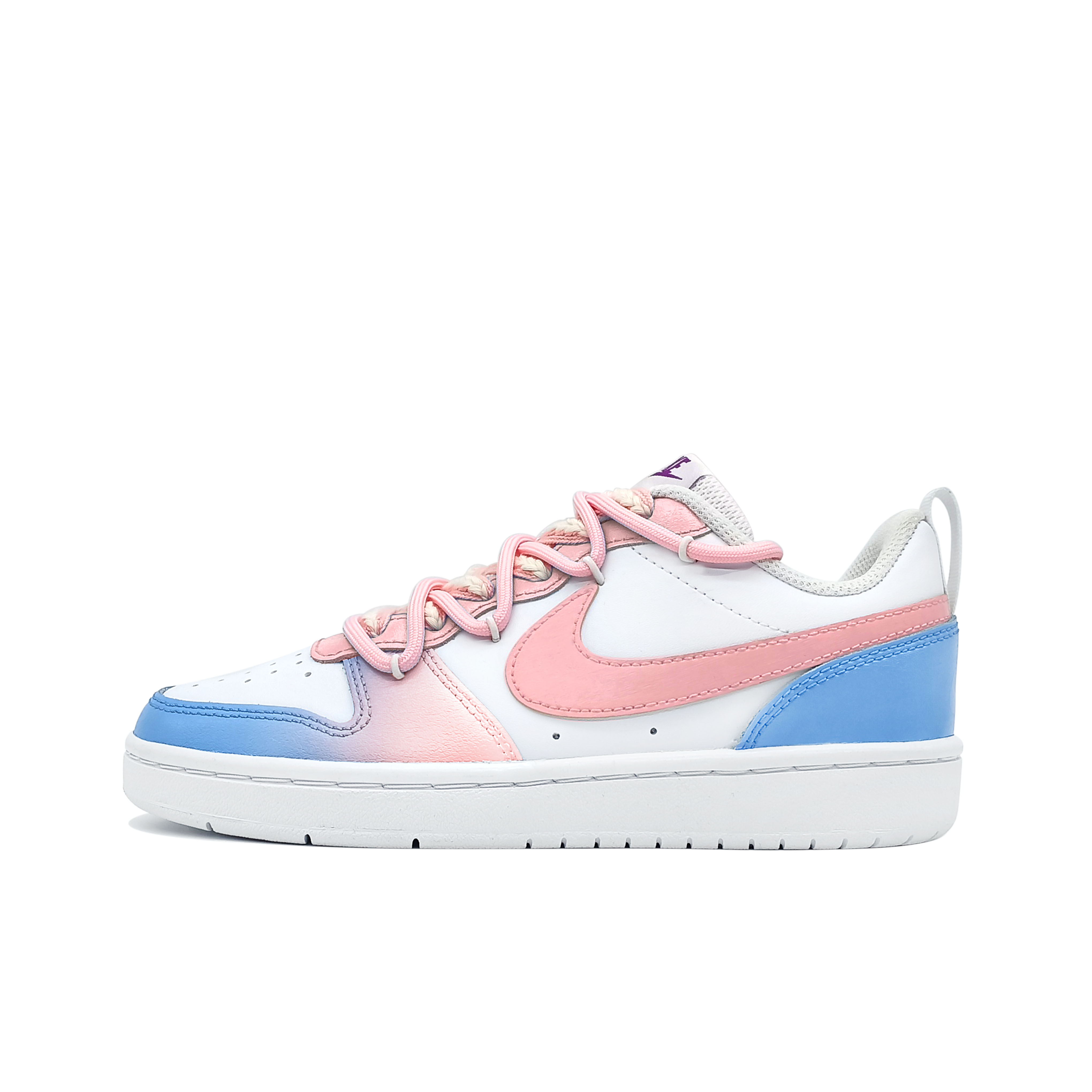 

Женские кроссовки для скейтбординга Nike Court Borough Low, Blue-pink gradient