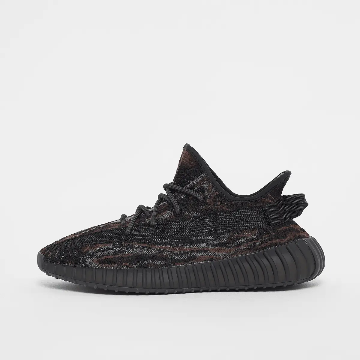 

Кроссовки adidas Originals Yeezy Boost 350 V2 W, черный