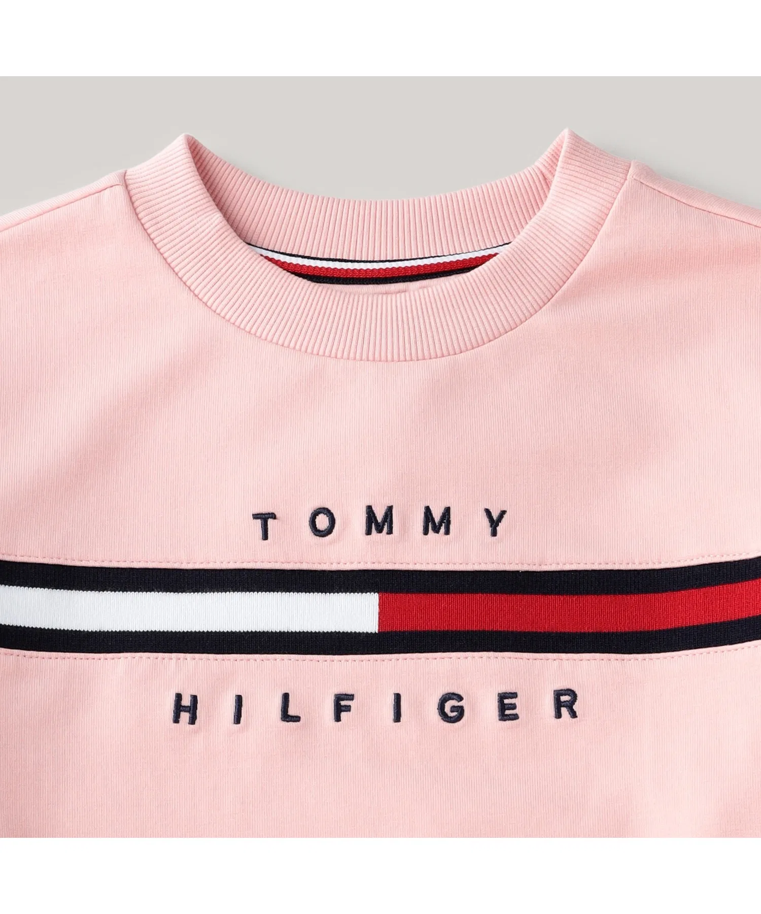 Детское платье Tommy Hilfiger с логотипом серое — фото 3