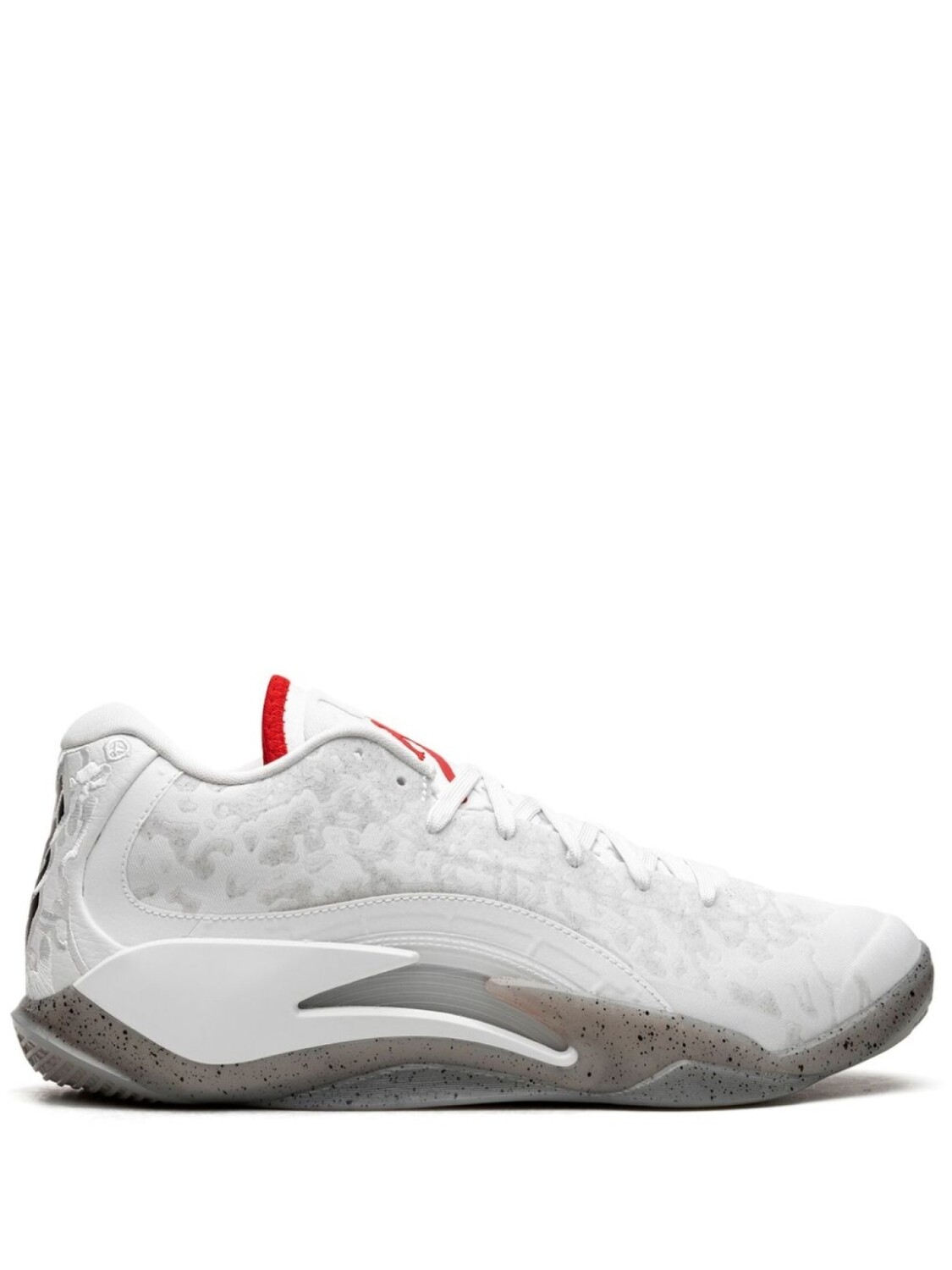

Кроссовки Air Zion 3 White/University Red Jordan, белый