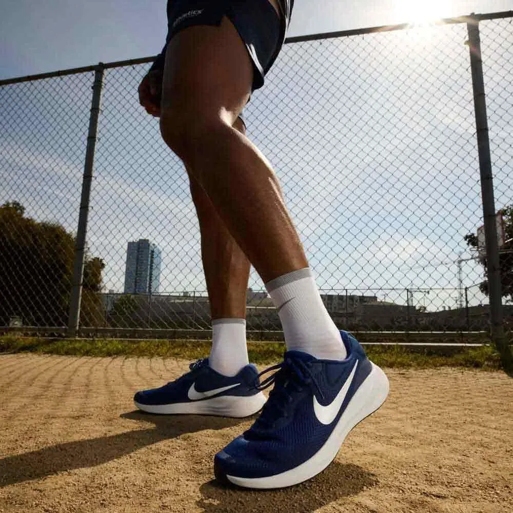 Мужские кроссовки Nike Revolution 7, Midnight Navy Platinum Black — фото 2