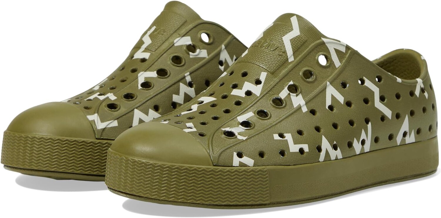 

Кроссовки Native Shoes Kids Jefferson Sugarlite Print, цвет Rookie Green/Rookie Green/Bone White Wiggle