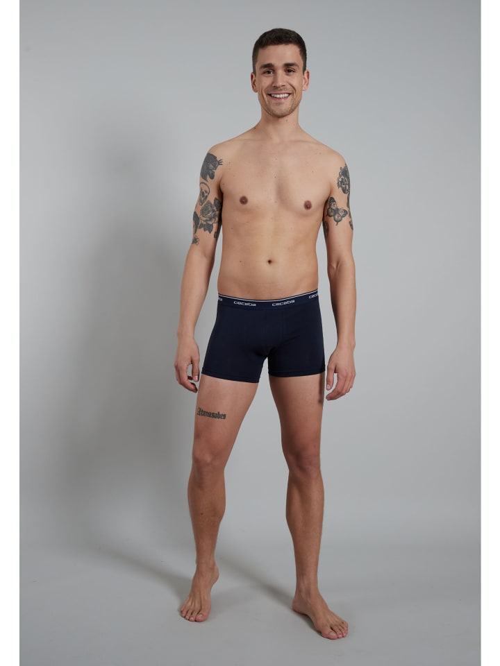 

Боксеры CECEBA