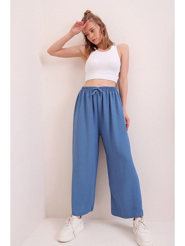 

Тканевые брюки Trend Alacati Hose Trend Alaçat Stili, синий