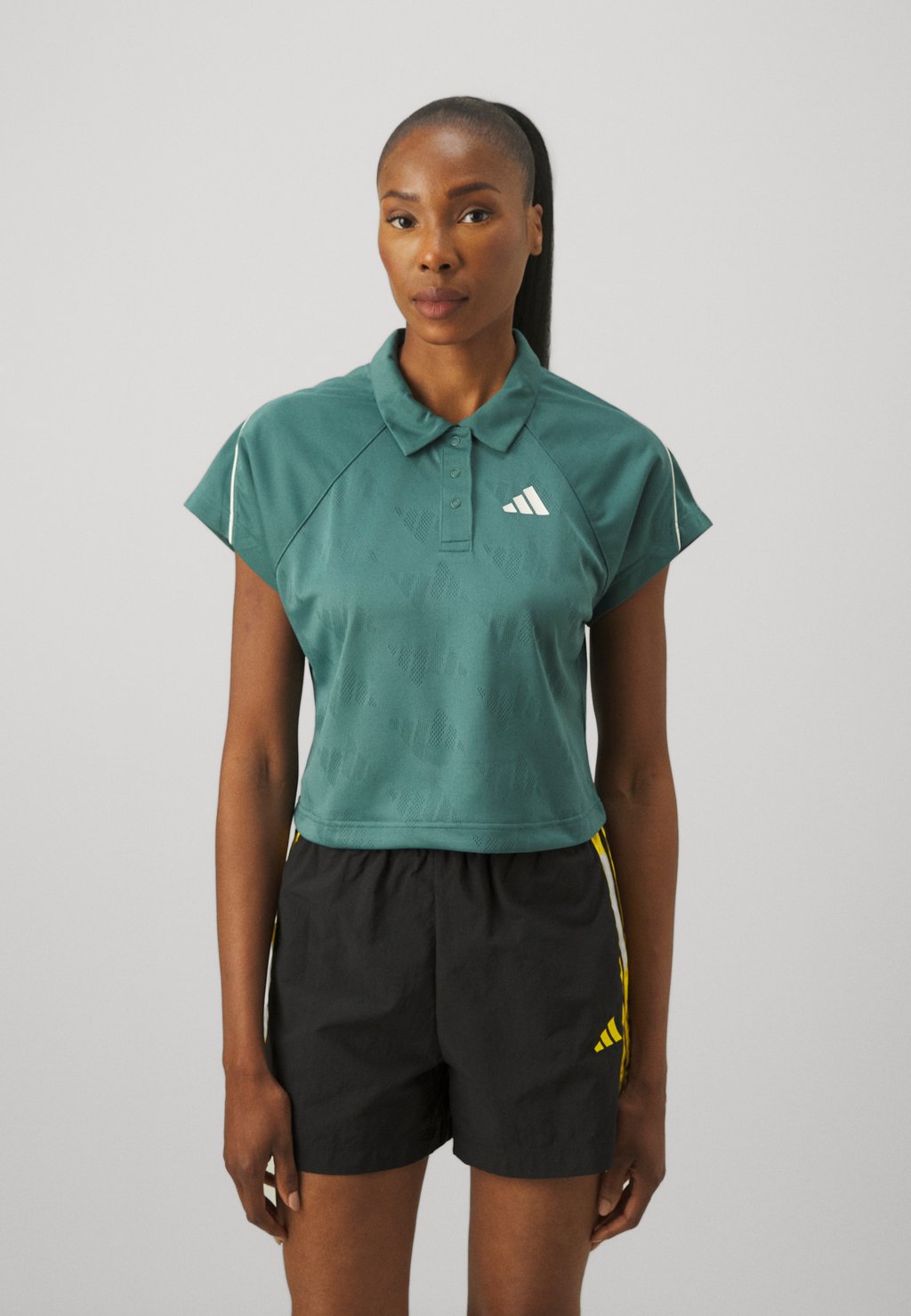 

Рубашка поло Adidas Sportswear, цвет Preloved Teal/Off White