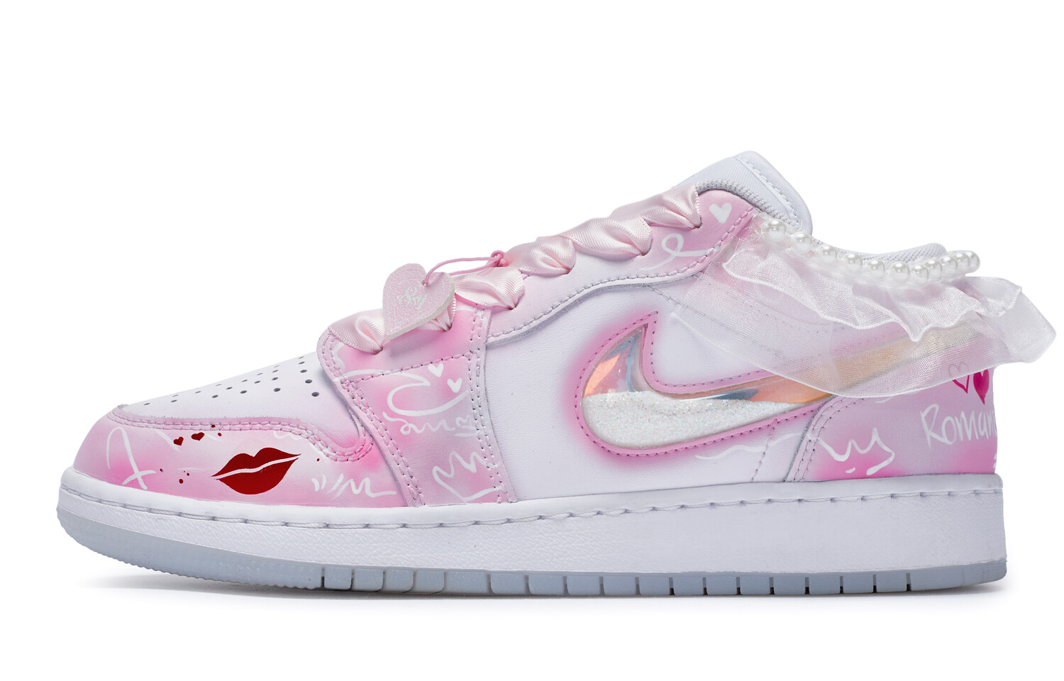 

Кроссовки Air Jordan 1 Vintage Basketball Shoes Women's Low-Top White, Белый, Кроссовки Air Jordan 1 Vintage Basketball Shoes Women's Low-Top White