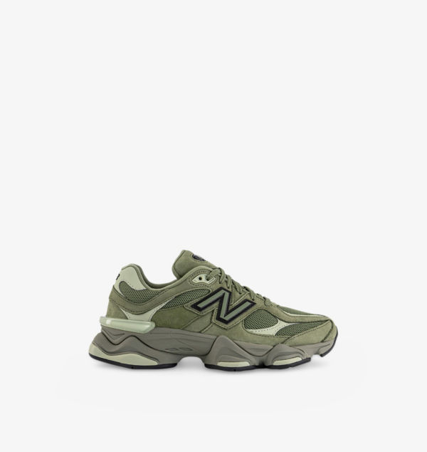 

9060 Кроссовки из замши с низким верхом и вставками New Balance, зеленый
