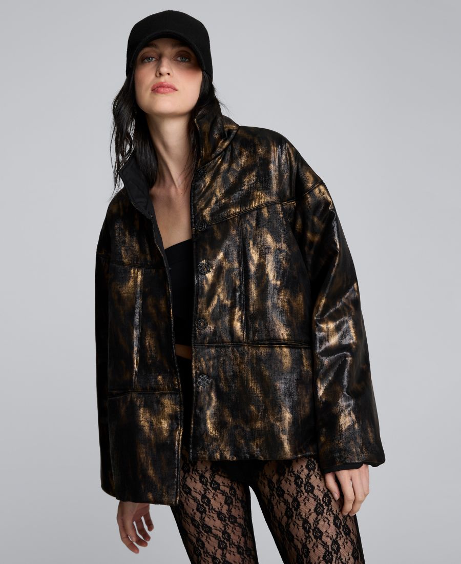 

Женская атласная пуховая куртка с фольгированным покрытием Kenneth Cole, Black/Marsh Brown