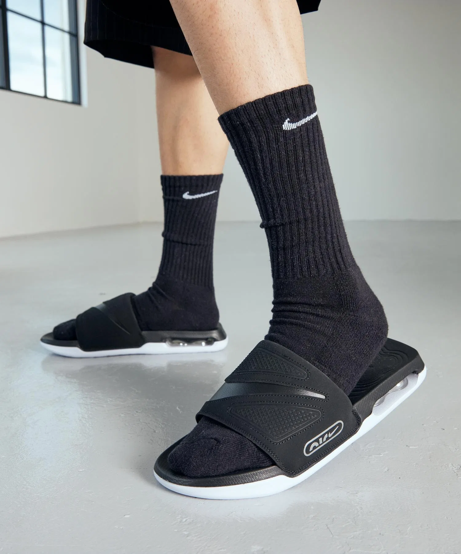Мужские сланцы Nike Air Max Cirro чёрные — фото 2