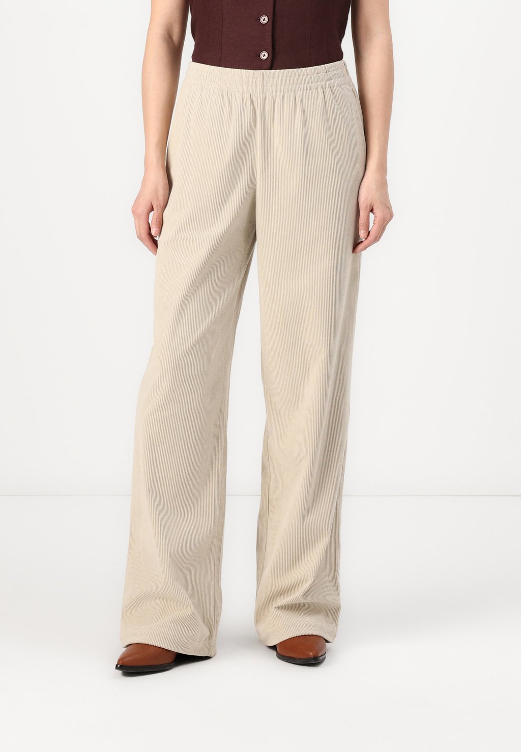 

Брюки ONLLAVENDER PULL UP PANT ONLY, молочный
