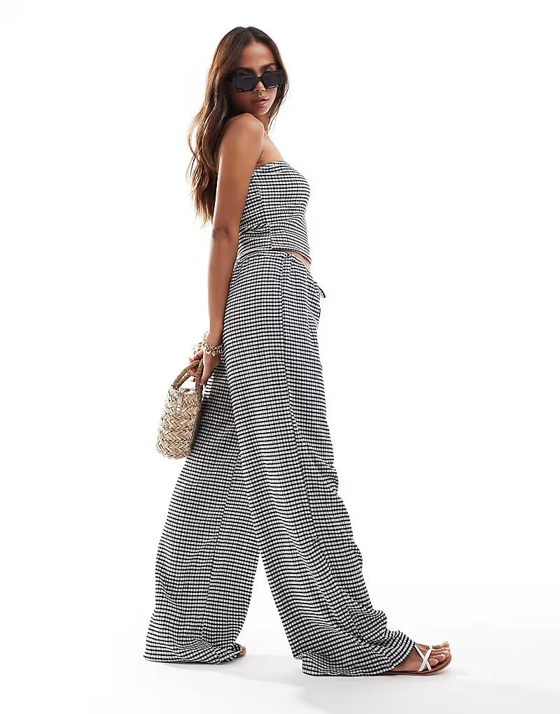 

Широкие брюки ASOS DESIGN в черно-белую клетку, комплект