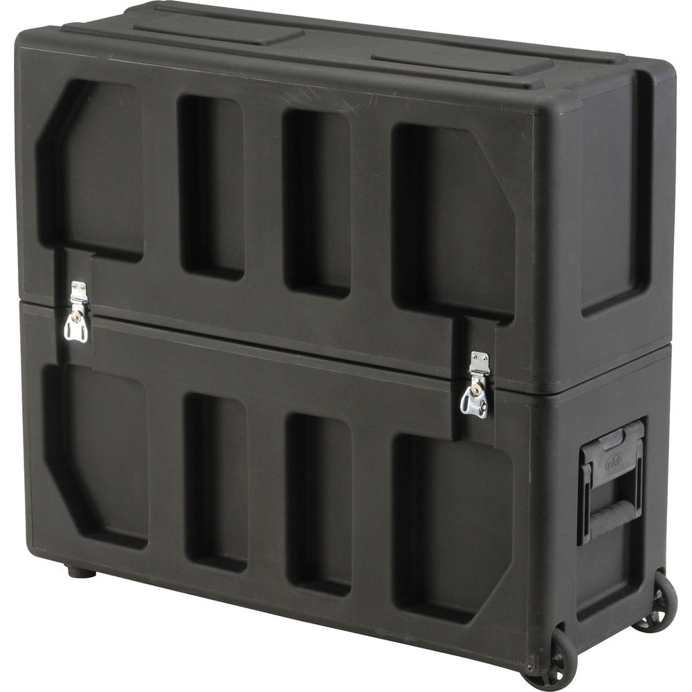

SKB Roto-Molded LCD Case for 20 - 26" Screens 3SKB-2026