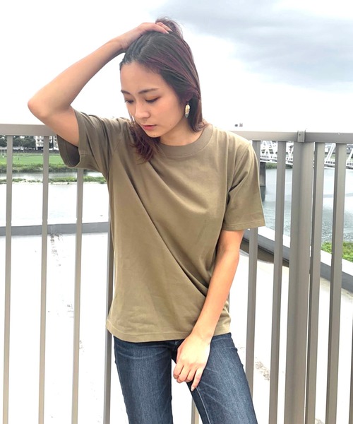 

Футболка с коротким рукавом, из джерси плотностью 200 г/м², с одноточечным низом FRUIT OF THE LOOM, цвет хаки