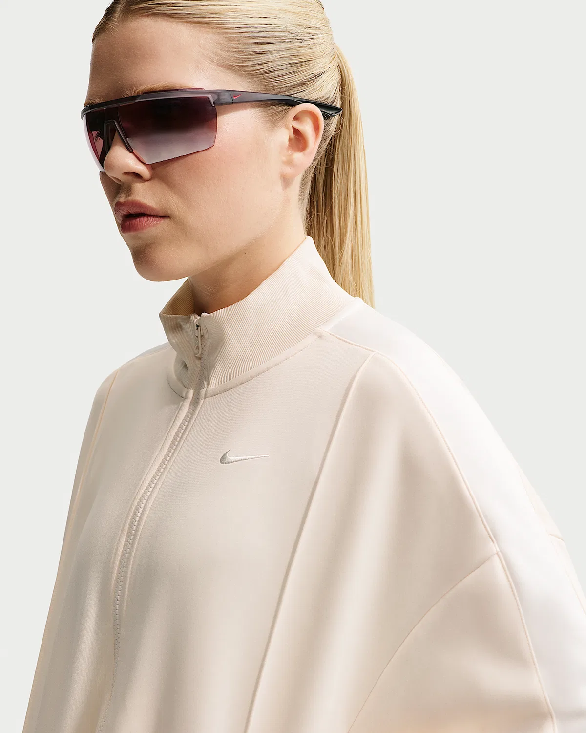 Женская ветровка Nike Sportswear, Chalk/Sail/Sail — фото 3