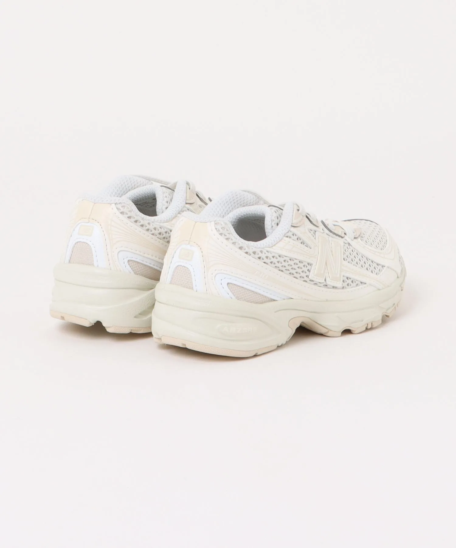 Детские кроссовки из синтетической кожи PZ740KP New Balance светлый бежевый — фото 2