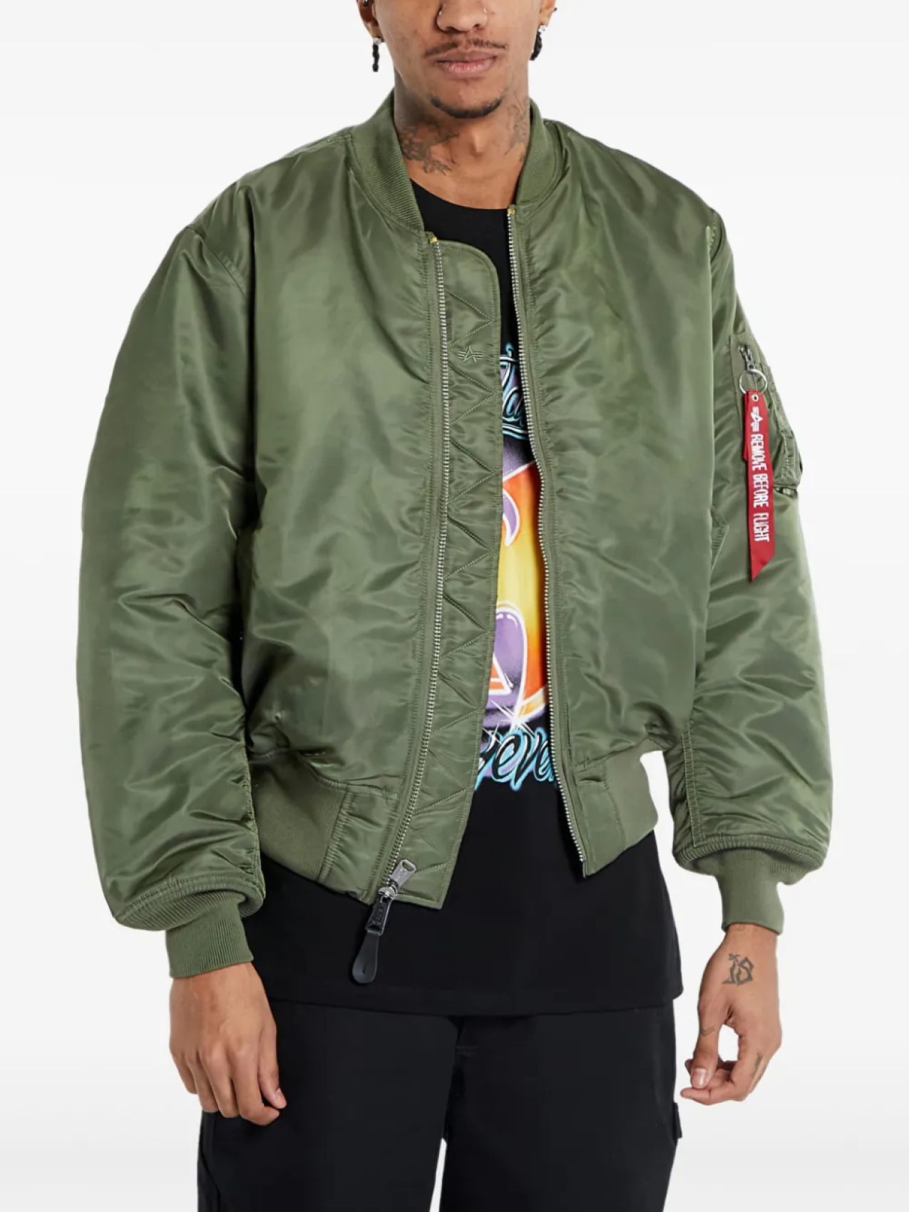 

Куртка-бомбер на молнии Alpha Industries, зеленый
