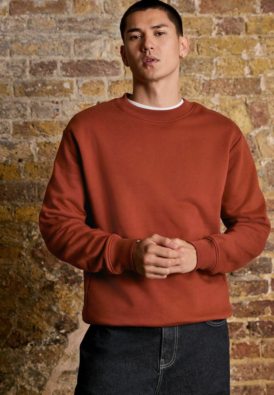 

Толстовка Next CREW , Rust Brown/Brown