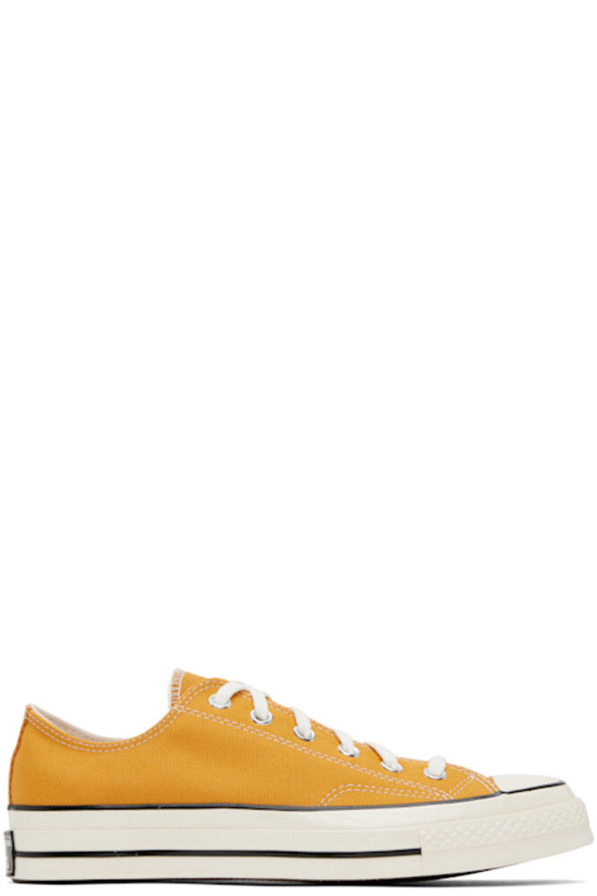 

Желтые кроссовки Chuck 70 Low Converse