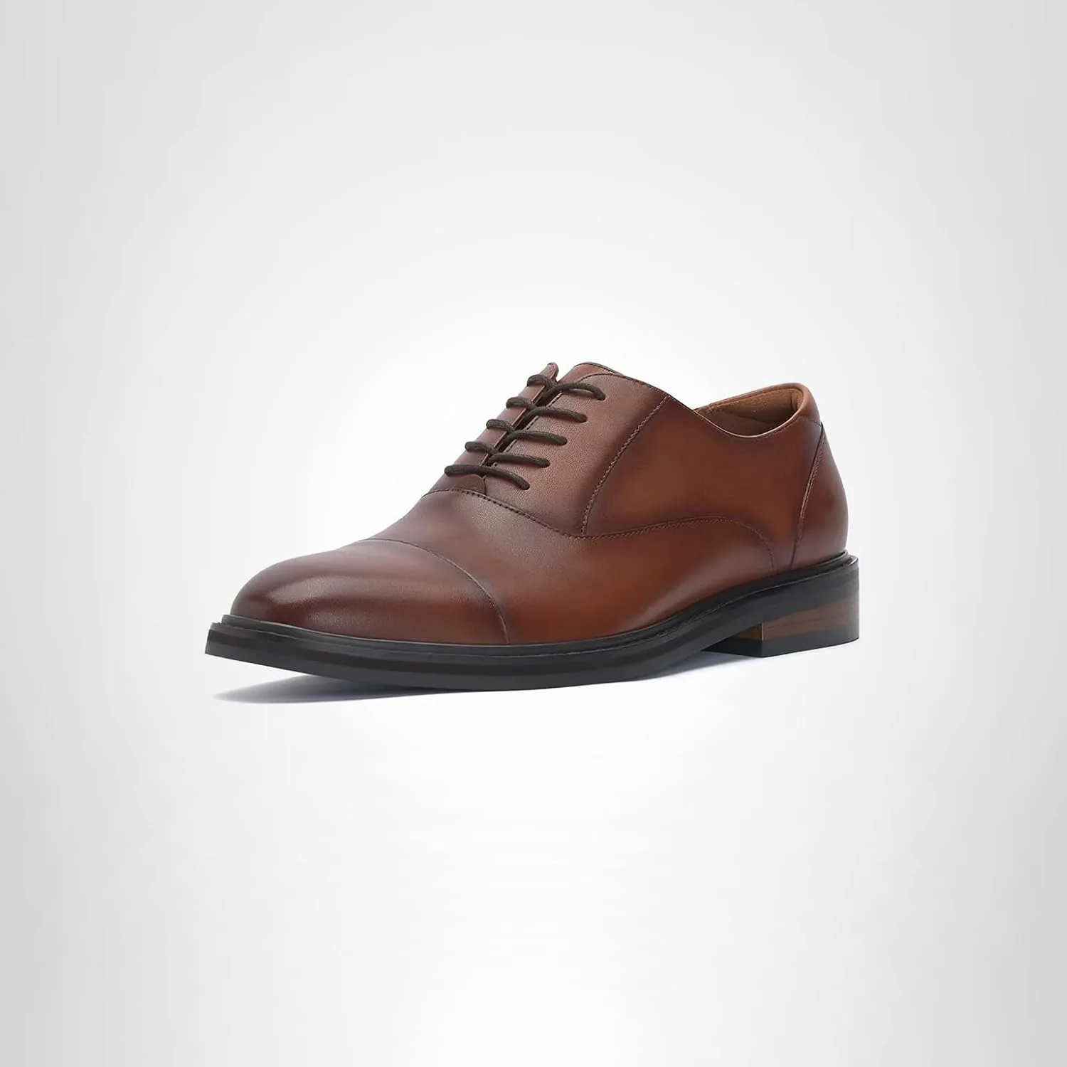 Мужские классические туфли Vince Camuto Izel Oxford — фото 4