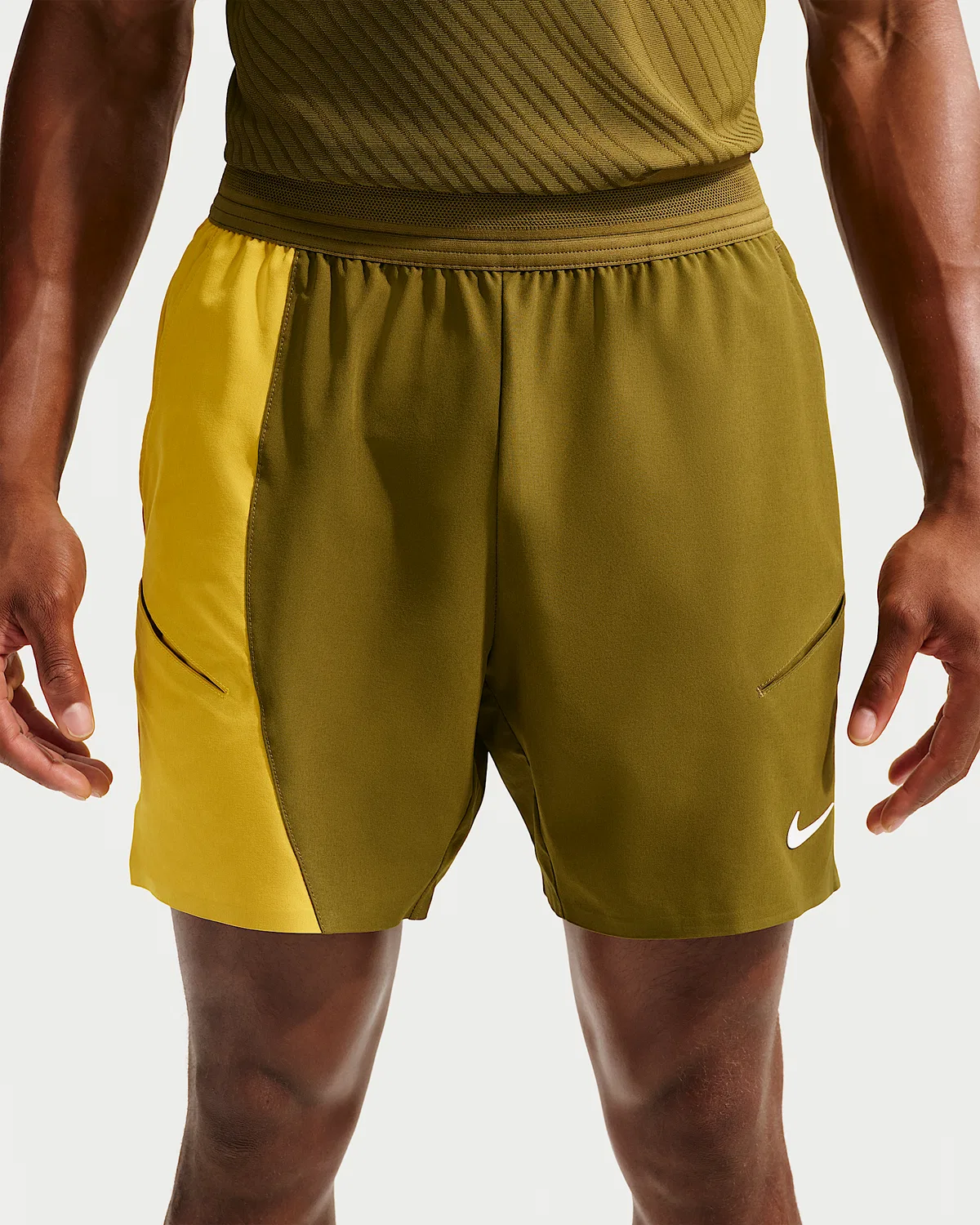 Мужские шорты NikeCourt Slam Dri-FIT, Olive Flak/Saffron Quartz/White — фото 2