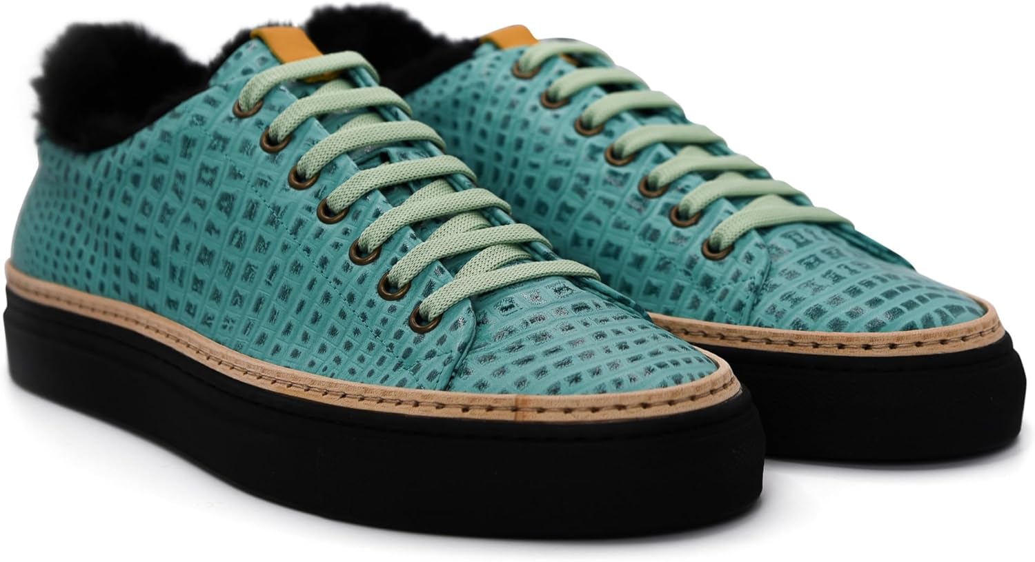 

Мужские кроссовки бренда STEEN с эко-мехом Steen Brand, черный