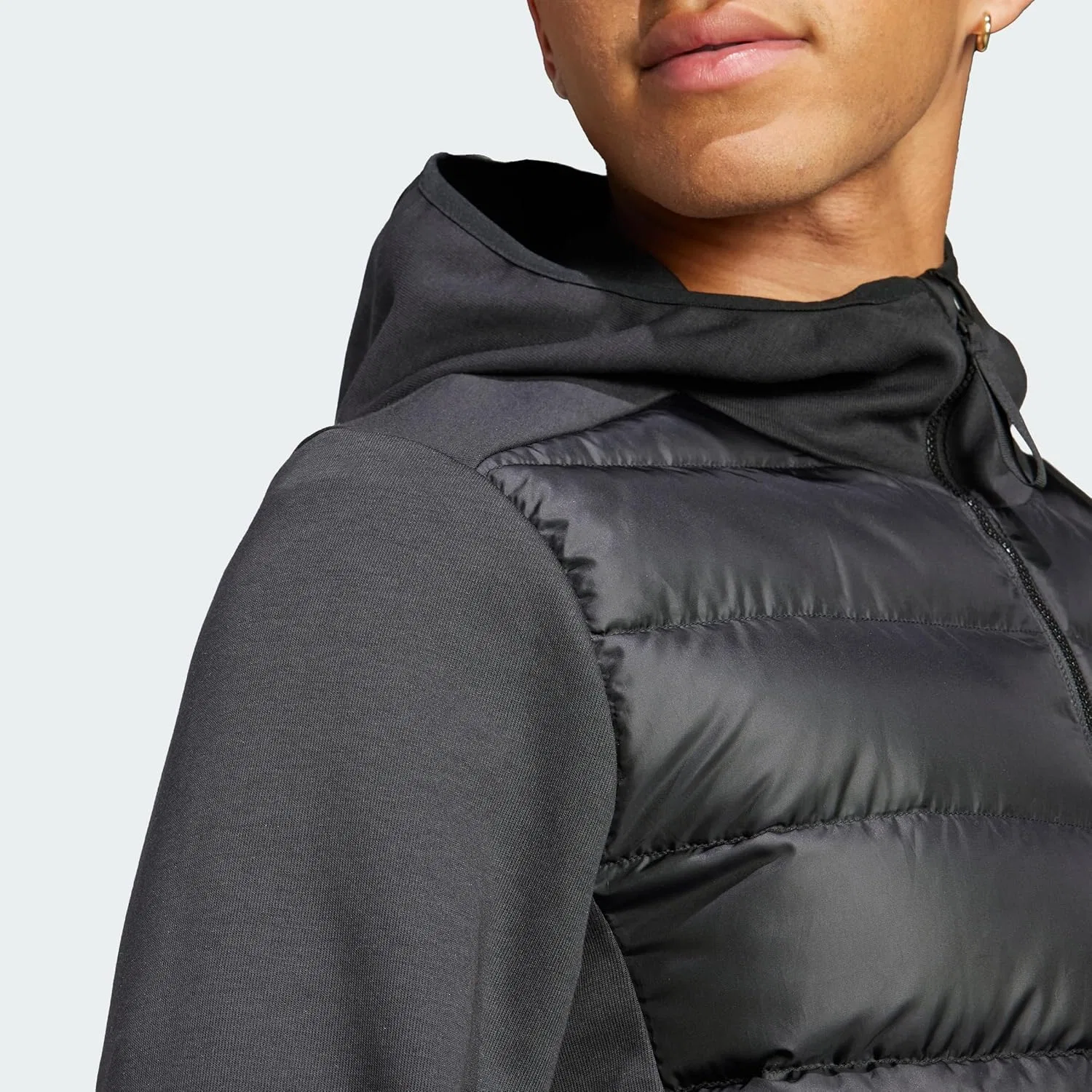 Мужская пуховая куртка adidas Essentials Hybrid с капюшоном — фото 3
