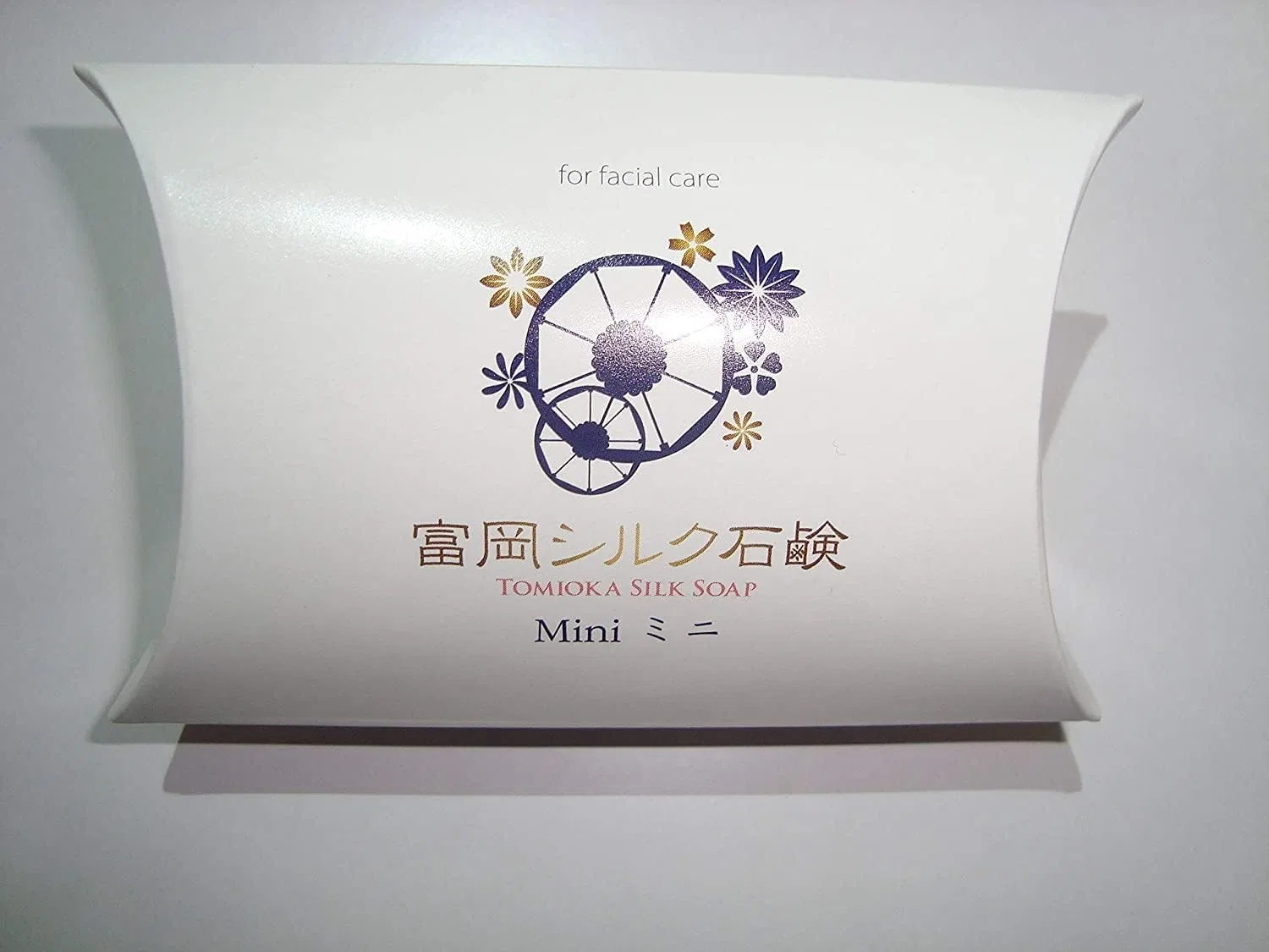 Набор для ухода за кожей из 5 мини-мыл Silk Tomioka Silk, 12 г