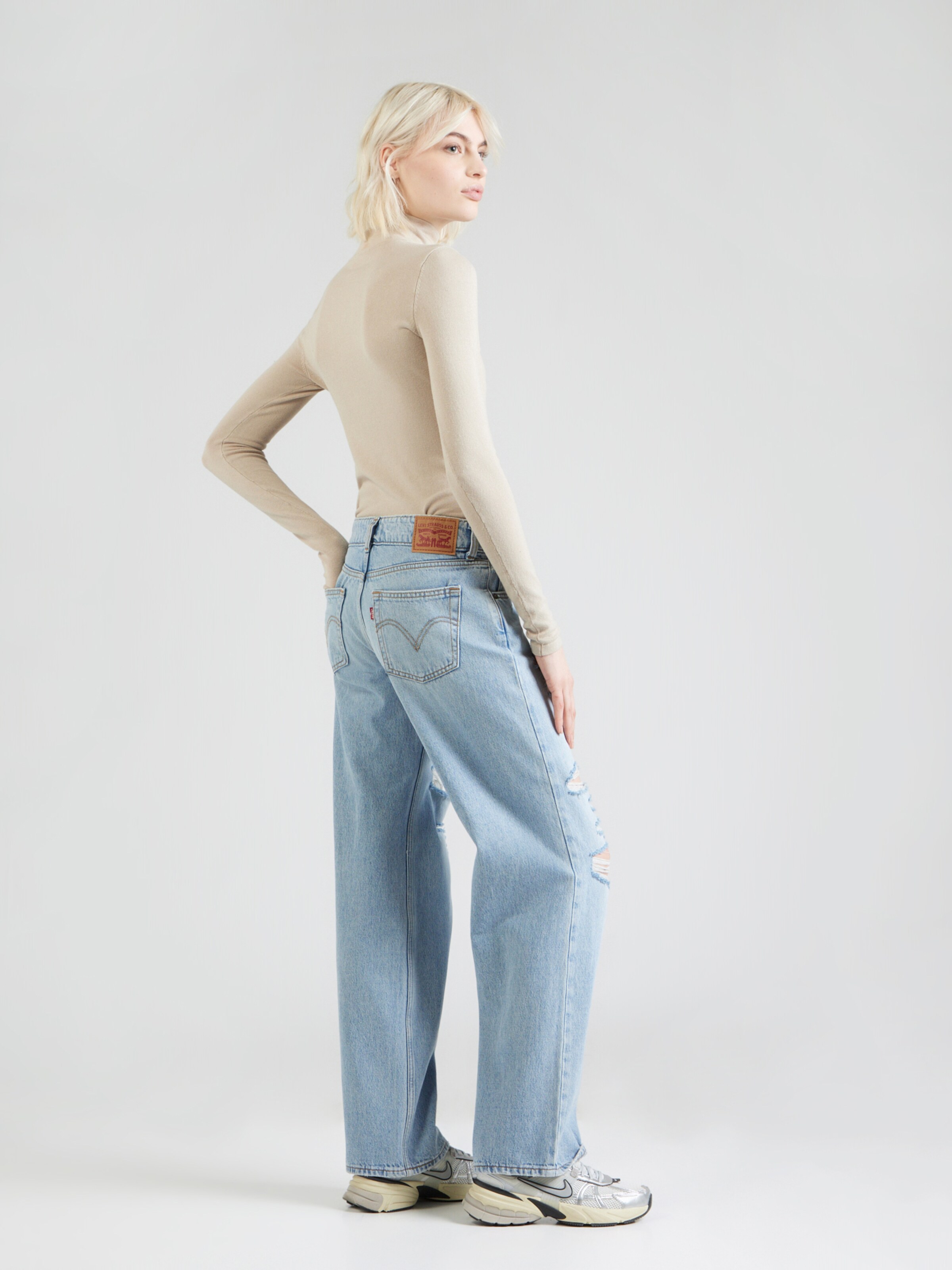 LEVI'S  Джинсы свободного кроя в светло-голубом цвете — фото 4