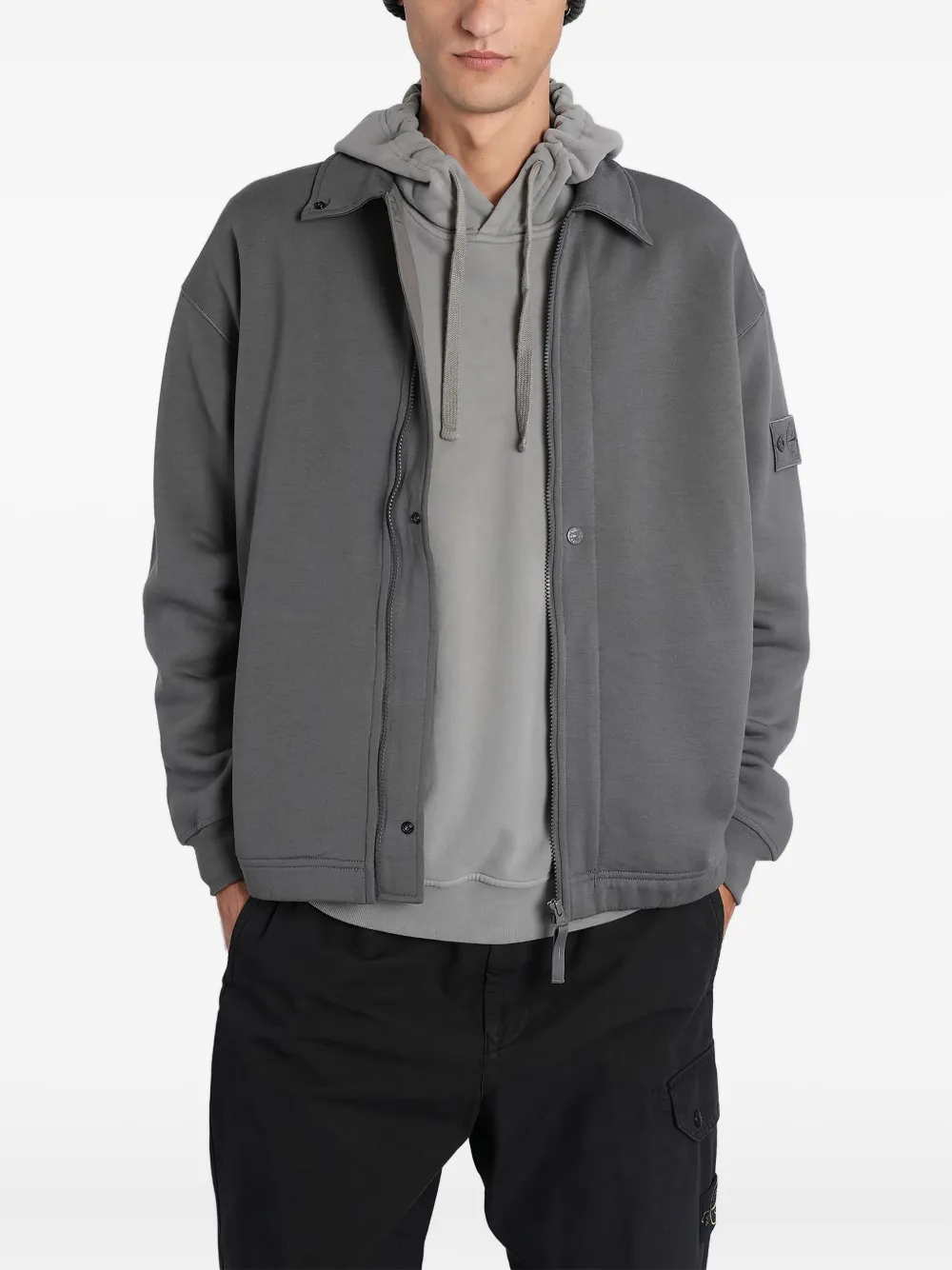 

Трикотаж с застежкой-молнией и нашивкой-значком Stone Island, серый