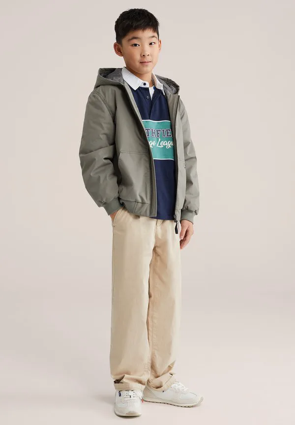 Легкая куртка We Fashion, Olive Green