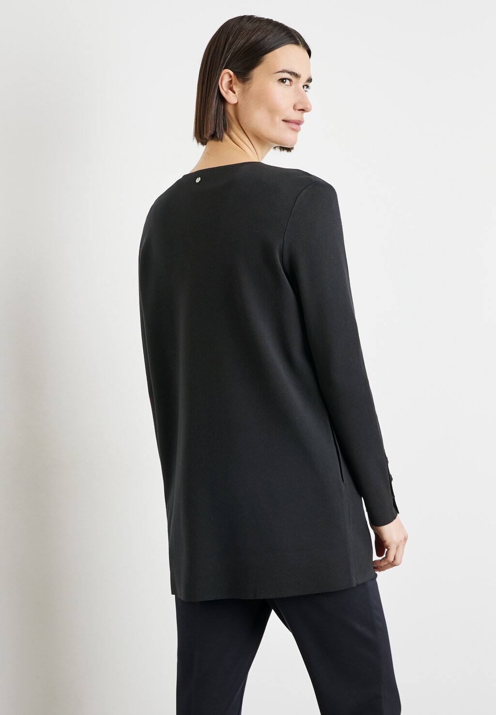 

Кардиган OFFENER MIT DEKORATIVEN KNÖPFEN Gerry Weber, черный