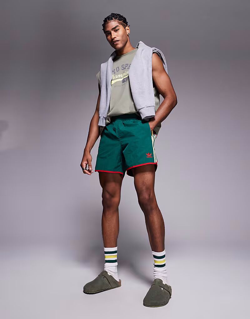 

Шорты Adidas Originals Adicolor sprinter зеленого цвета