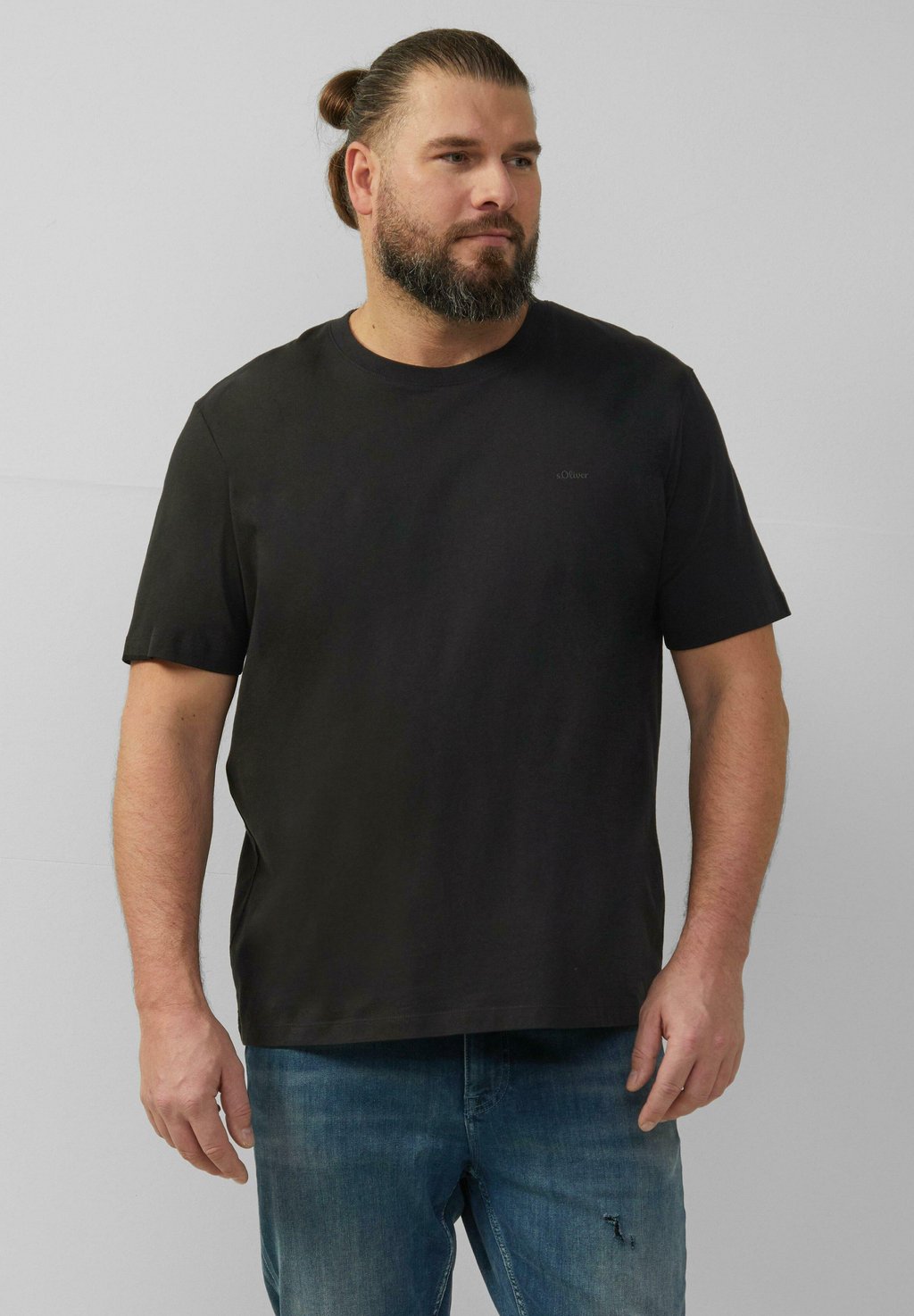 

Базовая футболка MIT CREW NECK s.Oliver, черный