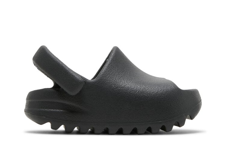 

Кроссовки Adidas Yeezy Slides Infants, черный