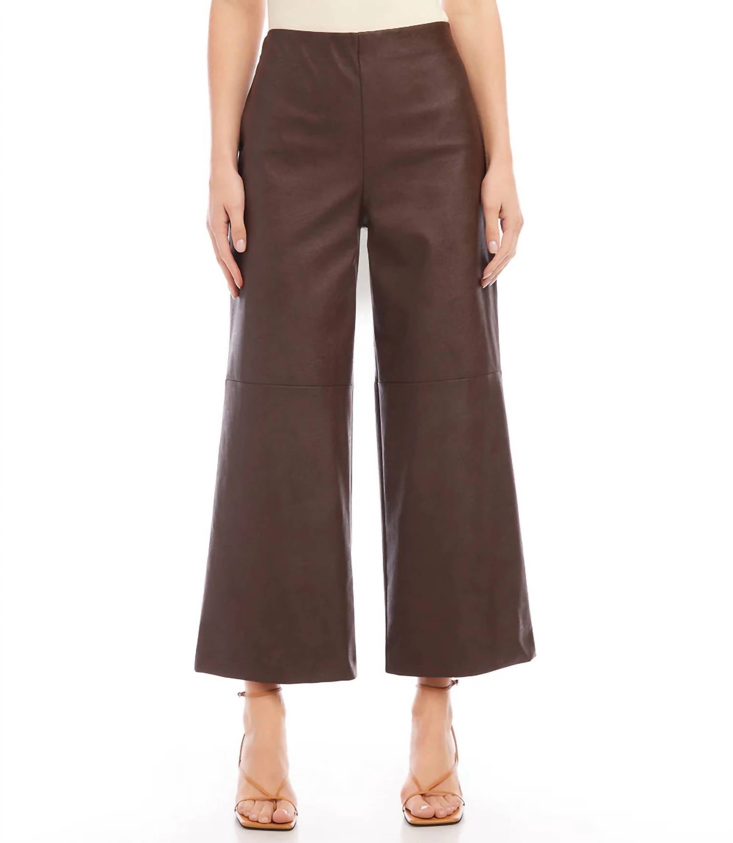 

Karen Kane Укороченные брюки Belen из искусственной кожи, веганские, коричневого цвета