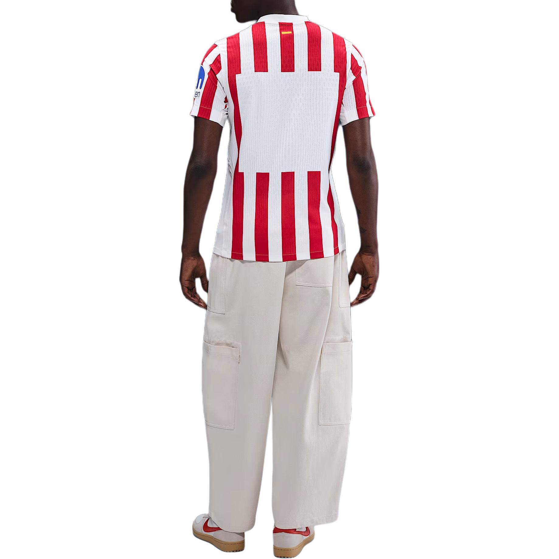 Футболка Atlético Madrid 2025/26 Stadium Home Big Kids' Dri FIT Soccer Replica Jersey Nike, красно-белый — фото 4