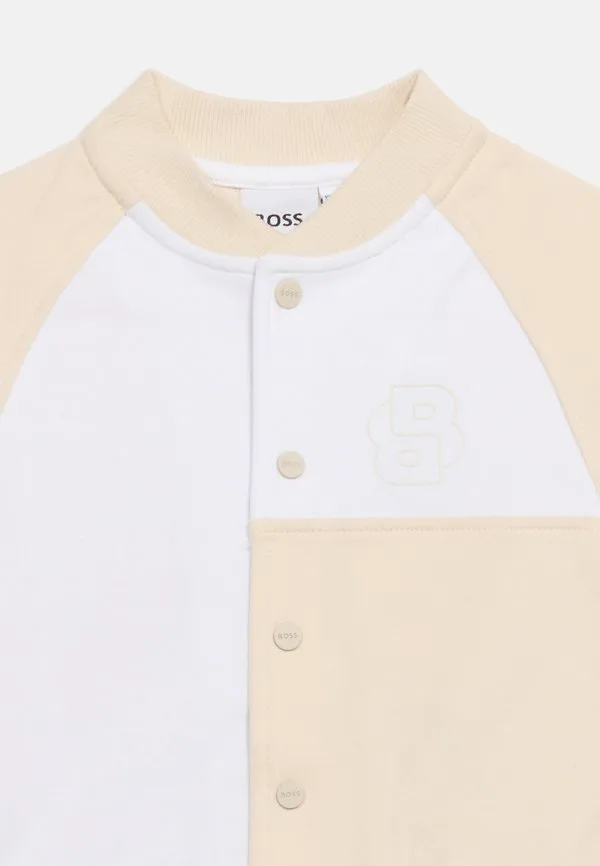 Футболка с принтом для новорожденных Boss Kidswear, New Beige — фото 4
