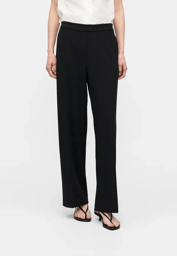 Брюки Calvin Klein Travel Pant, черный