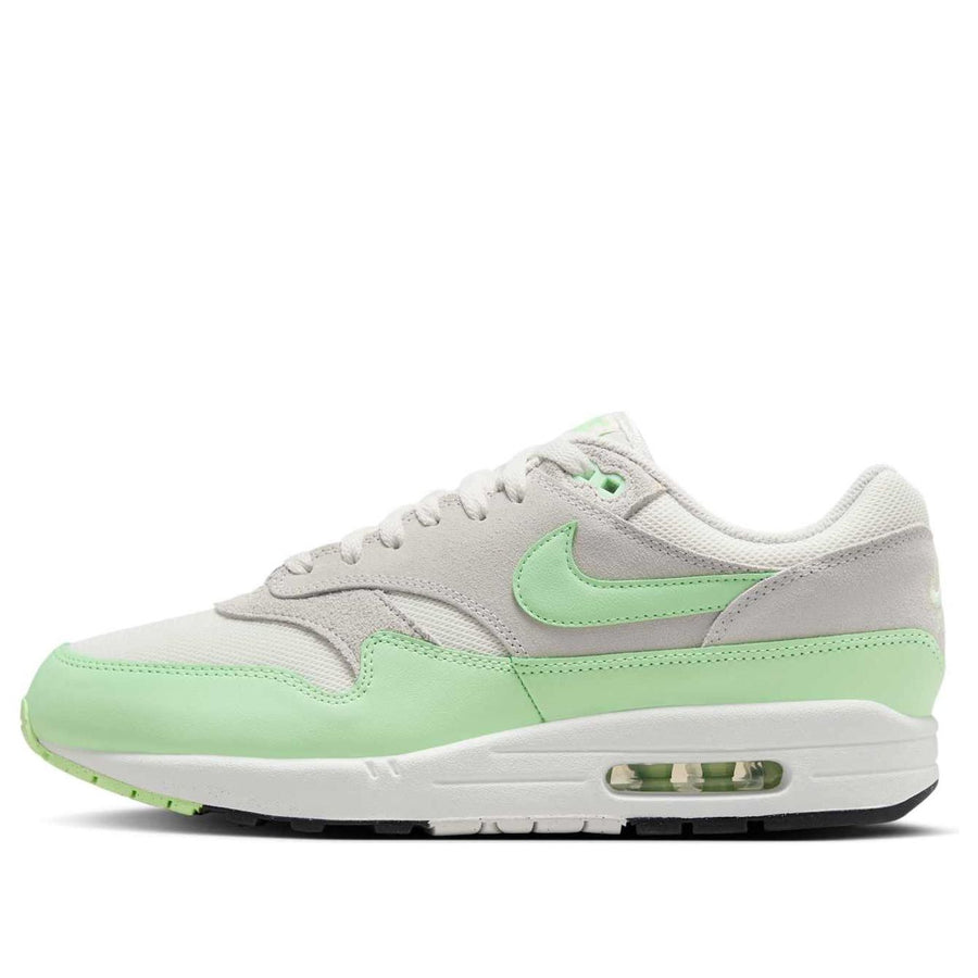 

Кроссовки Nike Air Max 1 Essential 'Vapor Green', бежевый