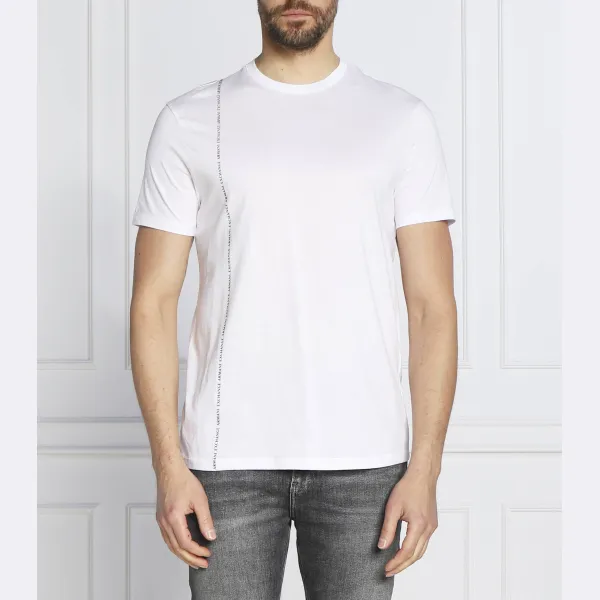 

Футболка стандартного кроя Armani Exchange, белый