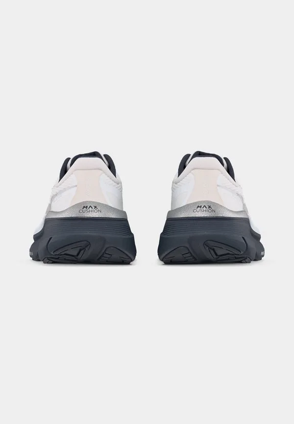 Беговые кроссовки guide 19 Saucony, White/Shadow — фото 4