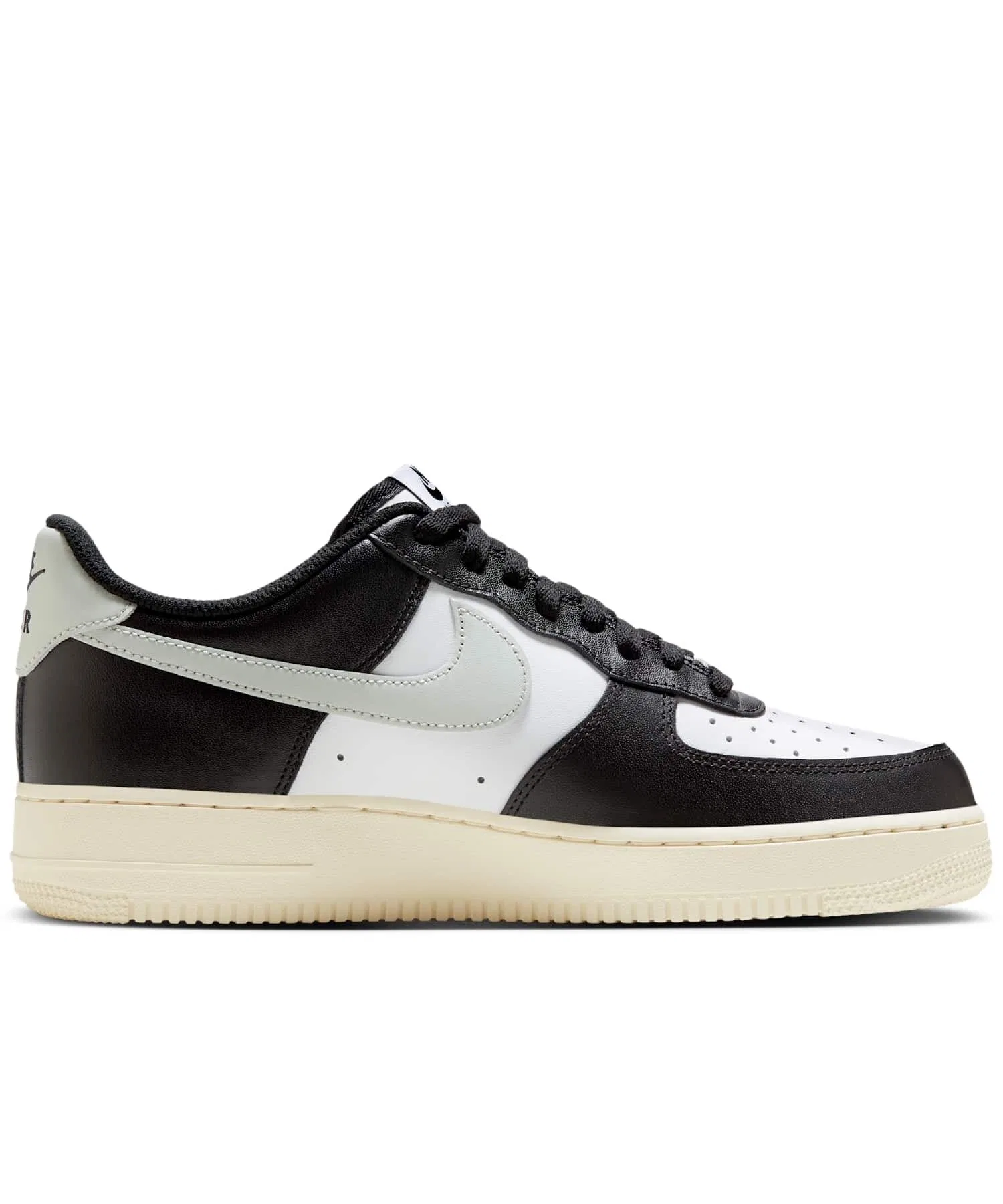 Унисекс кроссовки Nike Air Force 1 '07 белые — фото 3