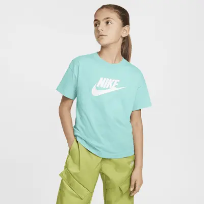 

Футболка Nike Sportswear, цвет Green Frost