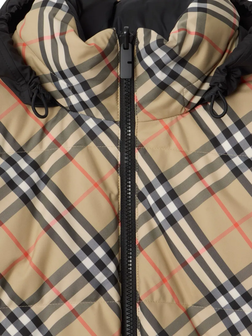 Куртка-пуховик Burberry двусторонняя в клетку, нейтральный — фото 2