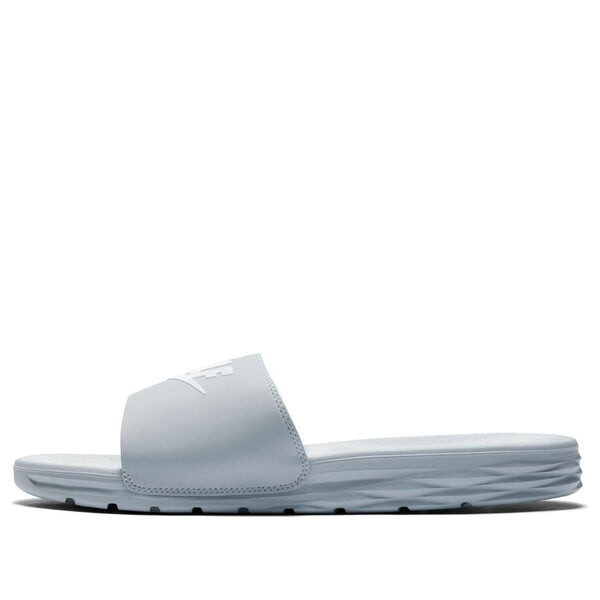 

Тапочки benassi slides 'wolf grey white' Nike, серый