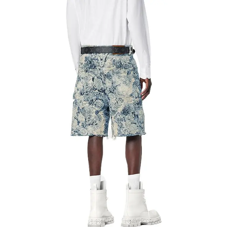 Новые квартальные продукты LV Denim Shorts Men Louis Vuitton, цвет Come with Original Gift Bag — фото 4