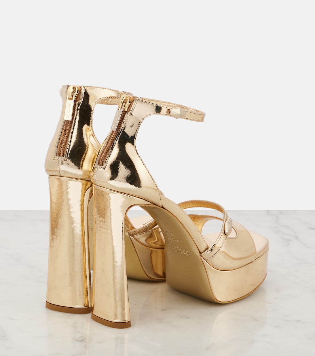Босоножки Claressa из металлизированной кожи на платформе Jimmy Choo, золотой — фото 2