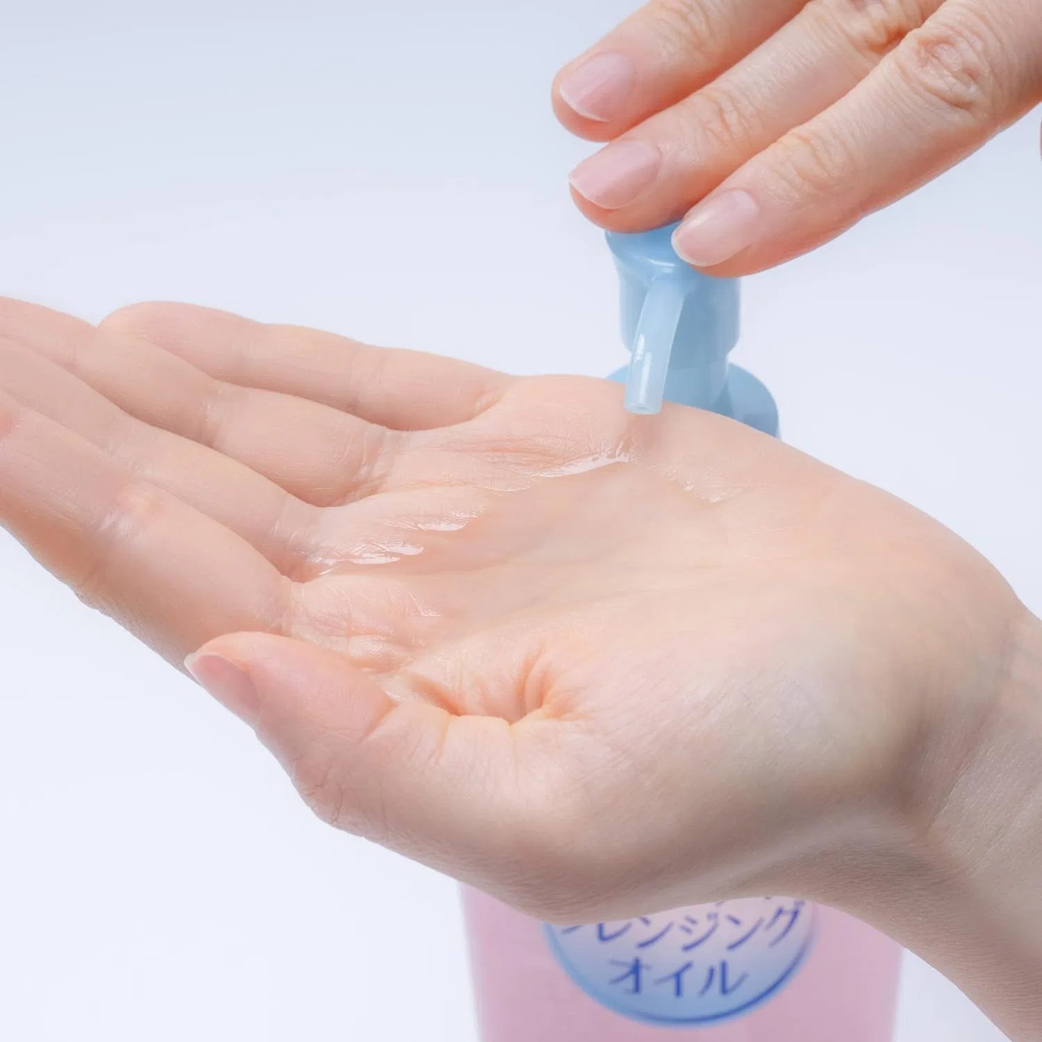 Набор Kunutonn — Масло для снятия макияжа Softymo Speedy Cleansing Oil, набор 2 шт., 240 мл — фото 4