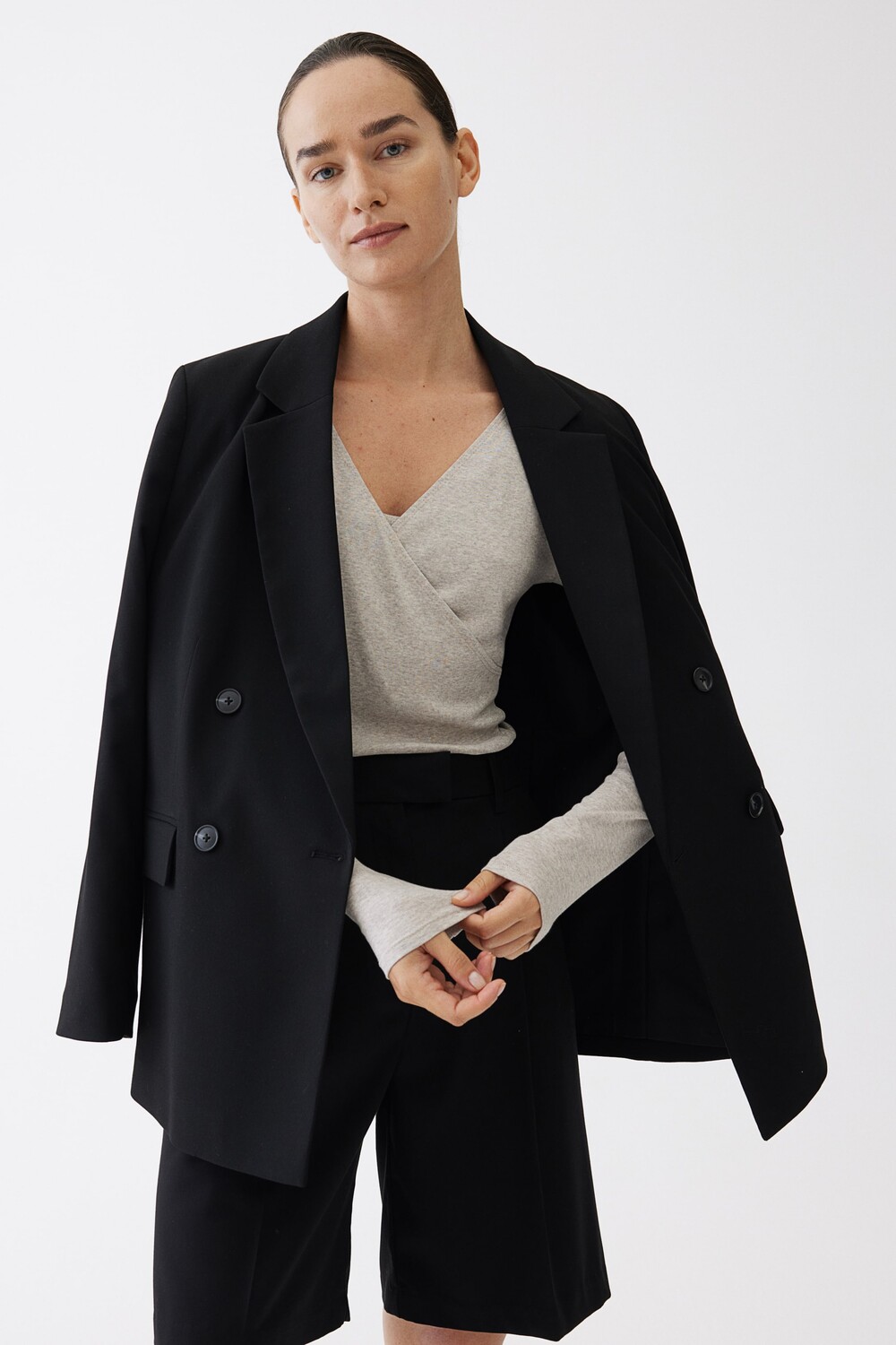 

Рубашка для кормления Mom в рубчик H&M, серый