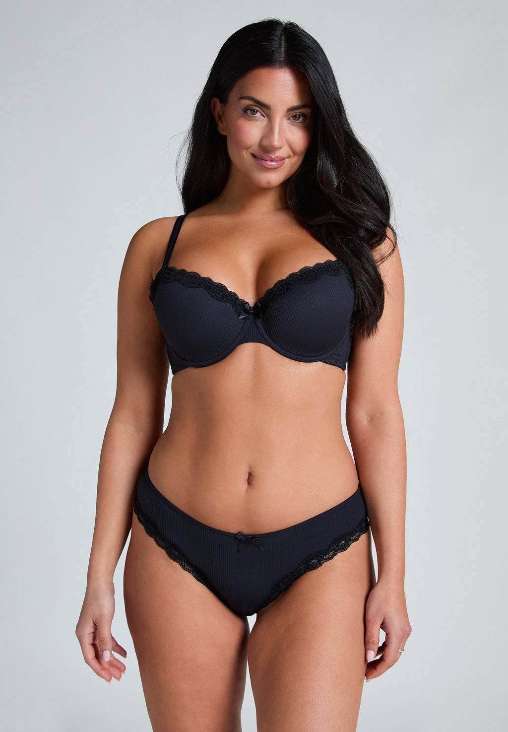 

Трусы LOLA BRAZILIAN Hunkemöller, черный